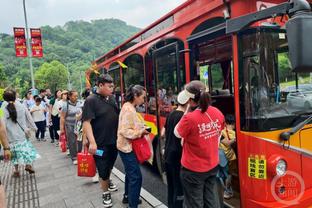 众媒体人吐槽：成耀东，呵呵呵！国字号甚至不能再用本土教练了